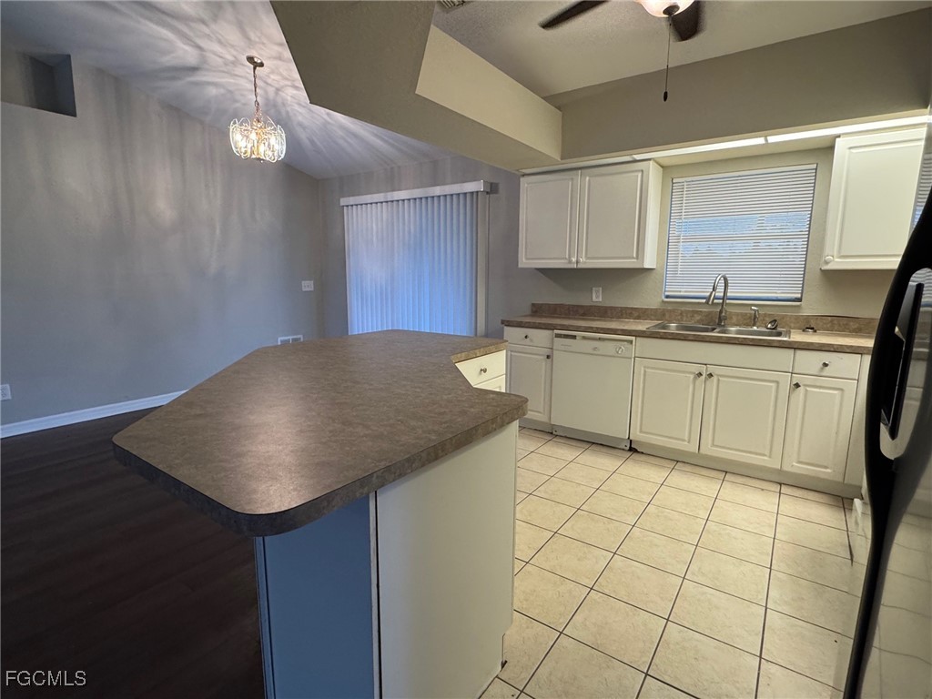 Lehigh Acres Condo: 1010 Candlelight Drive