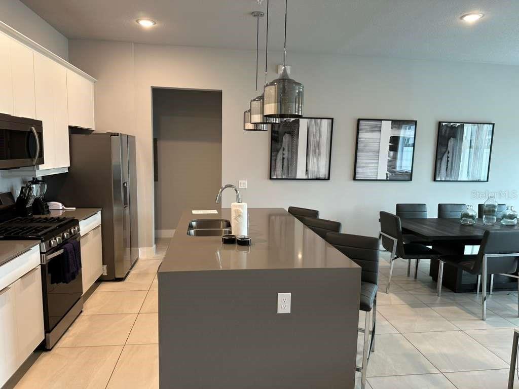 Reunion Condo: Undisclosed Address