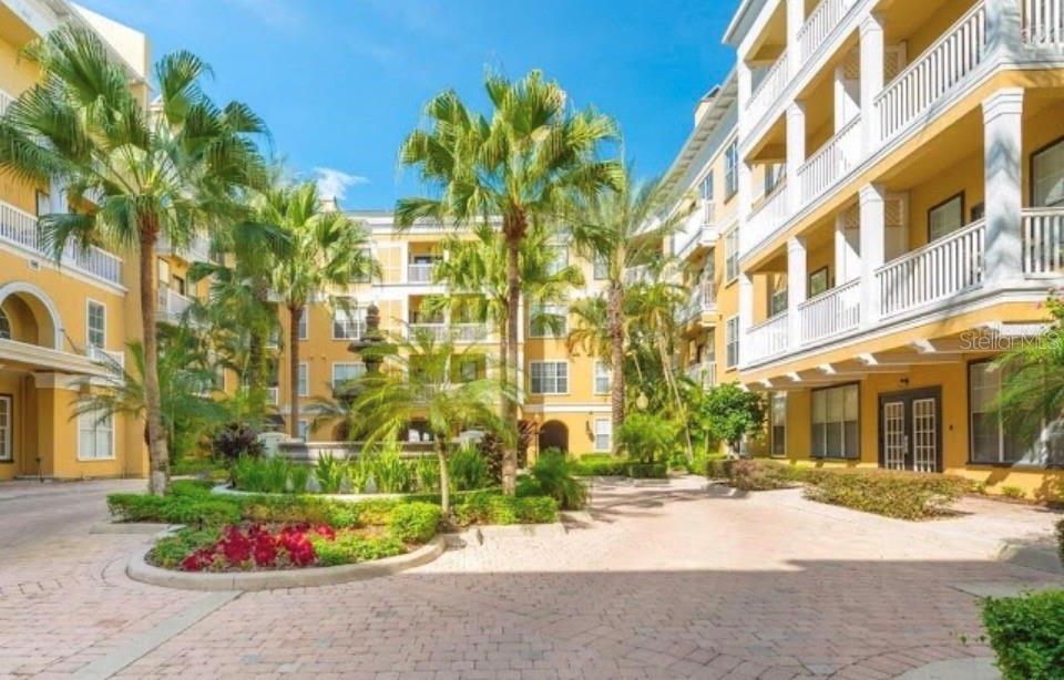 Orlando Condo: 860 North Orange Avenue