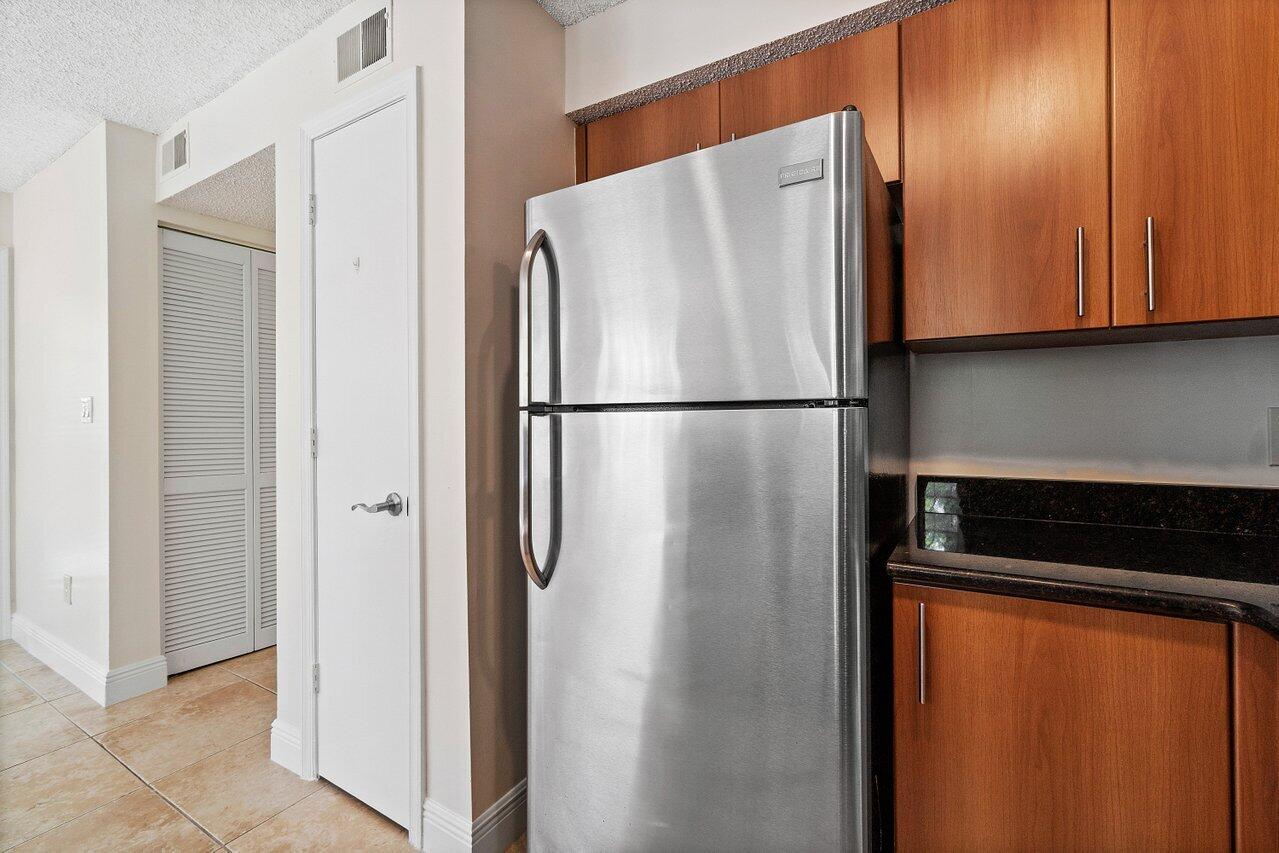 Delray Beach Condo: 1275 Crystal Way