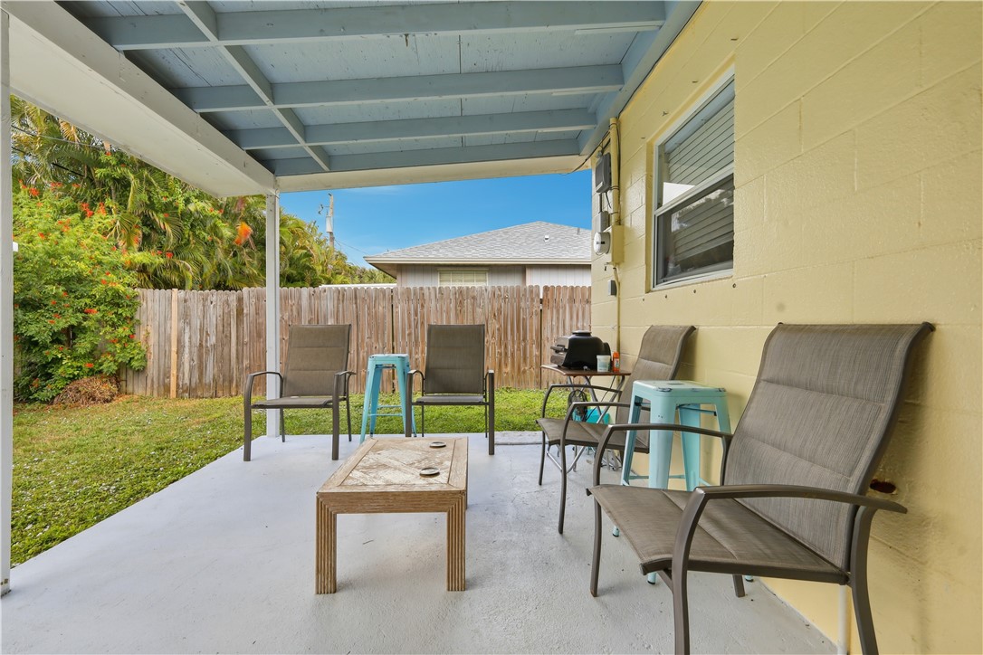 Vero Beach Condo: 2145 30th Avenue