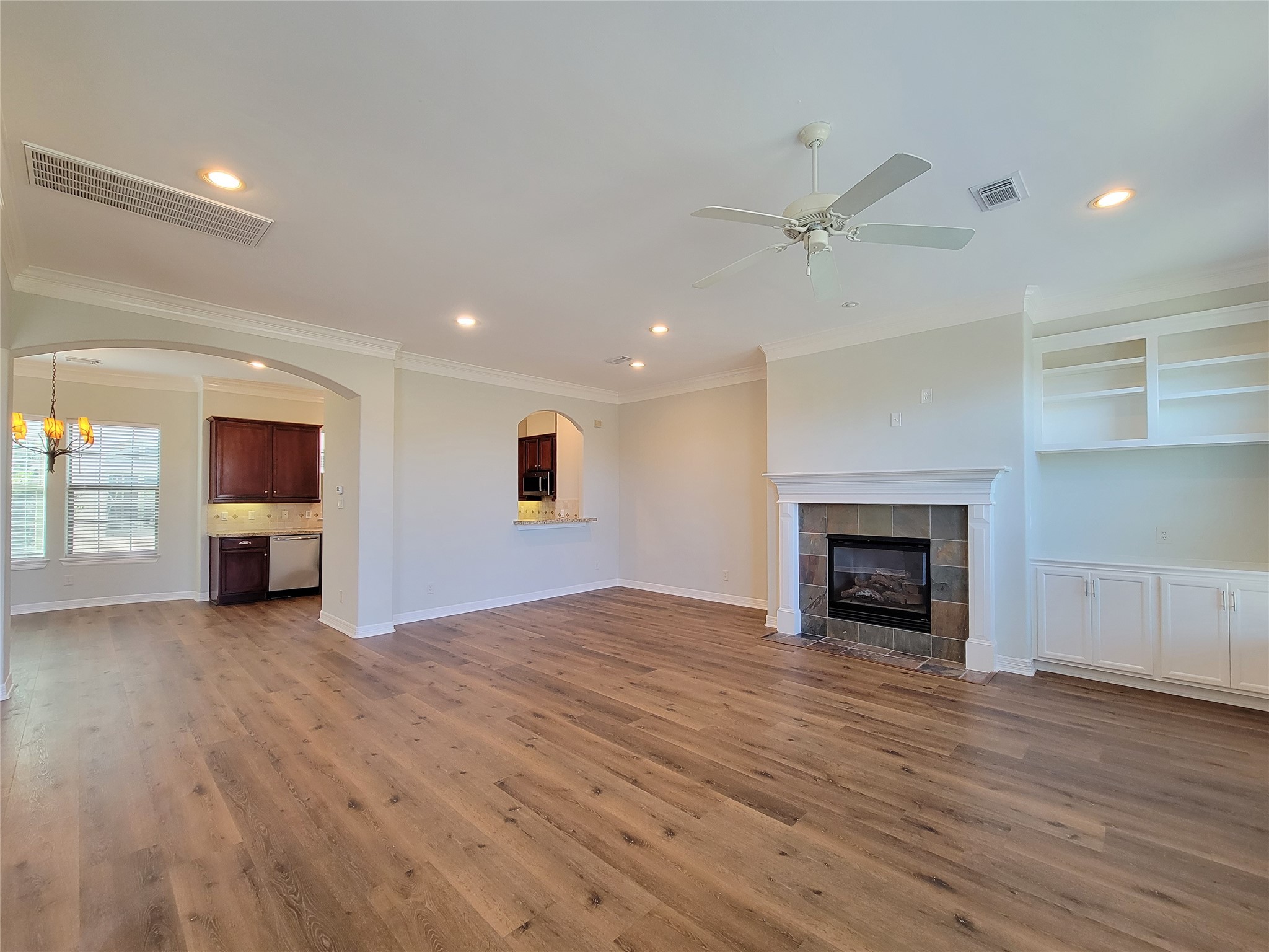 Houston Condo: 2416 La Branch Street