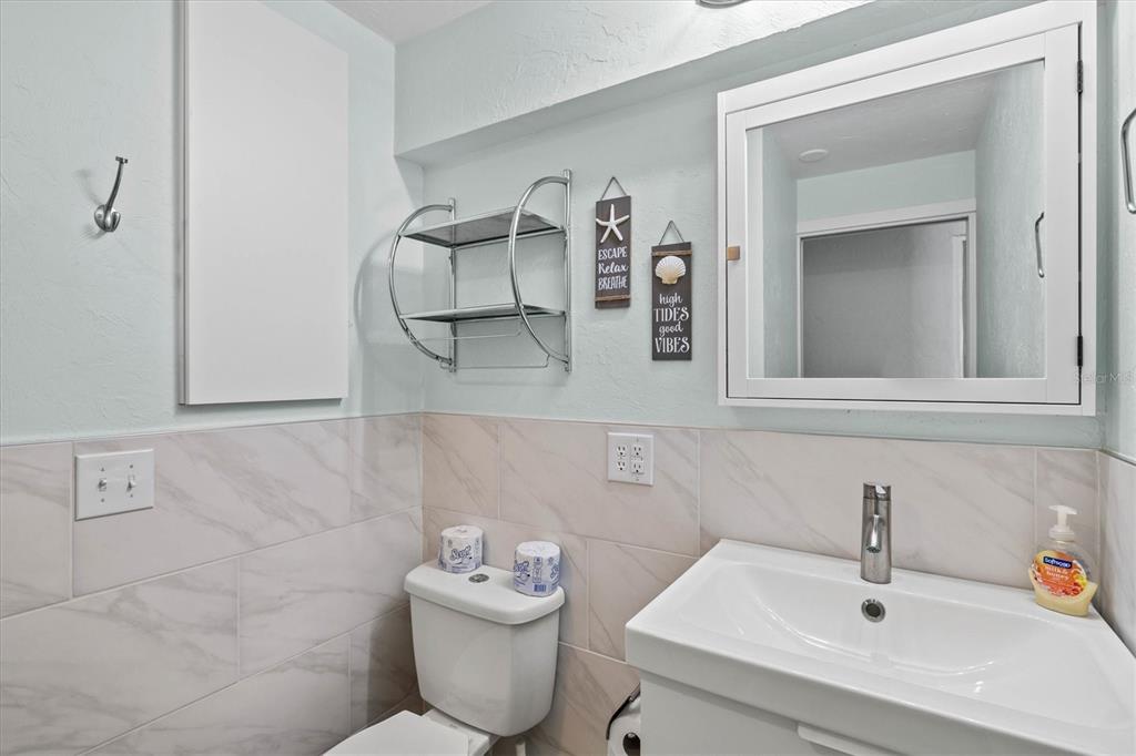 Sarasota Condo: Undisclosed Address