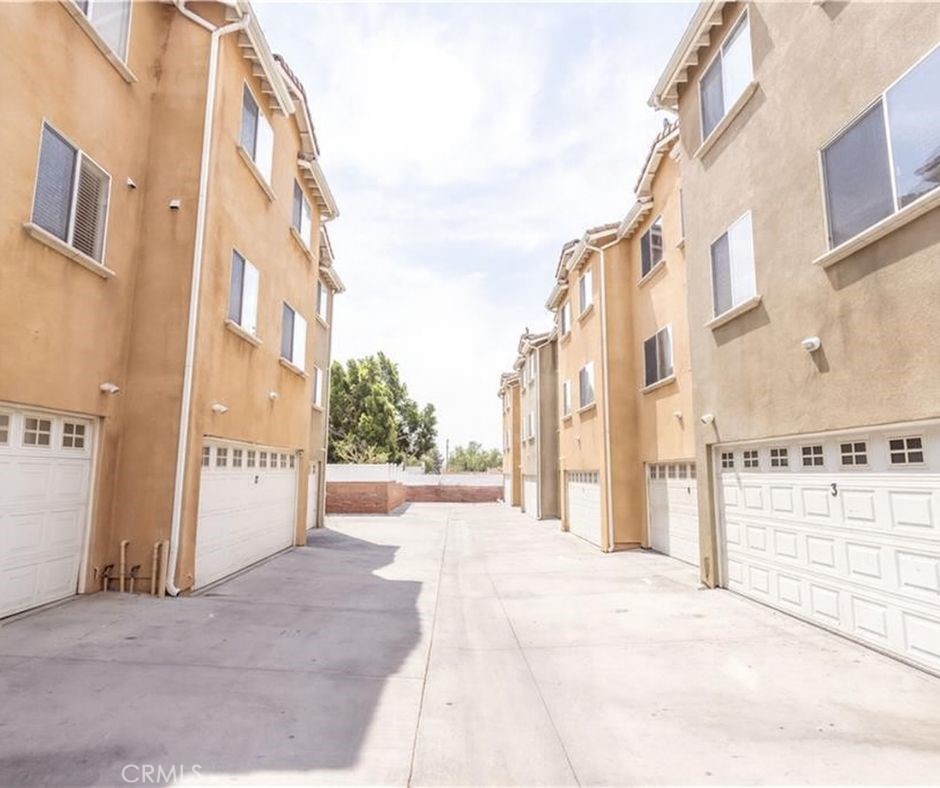 Pacoima Condo: 12368 Osborne Street