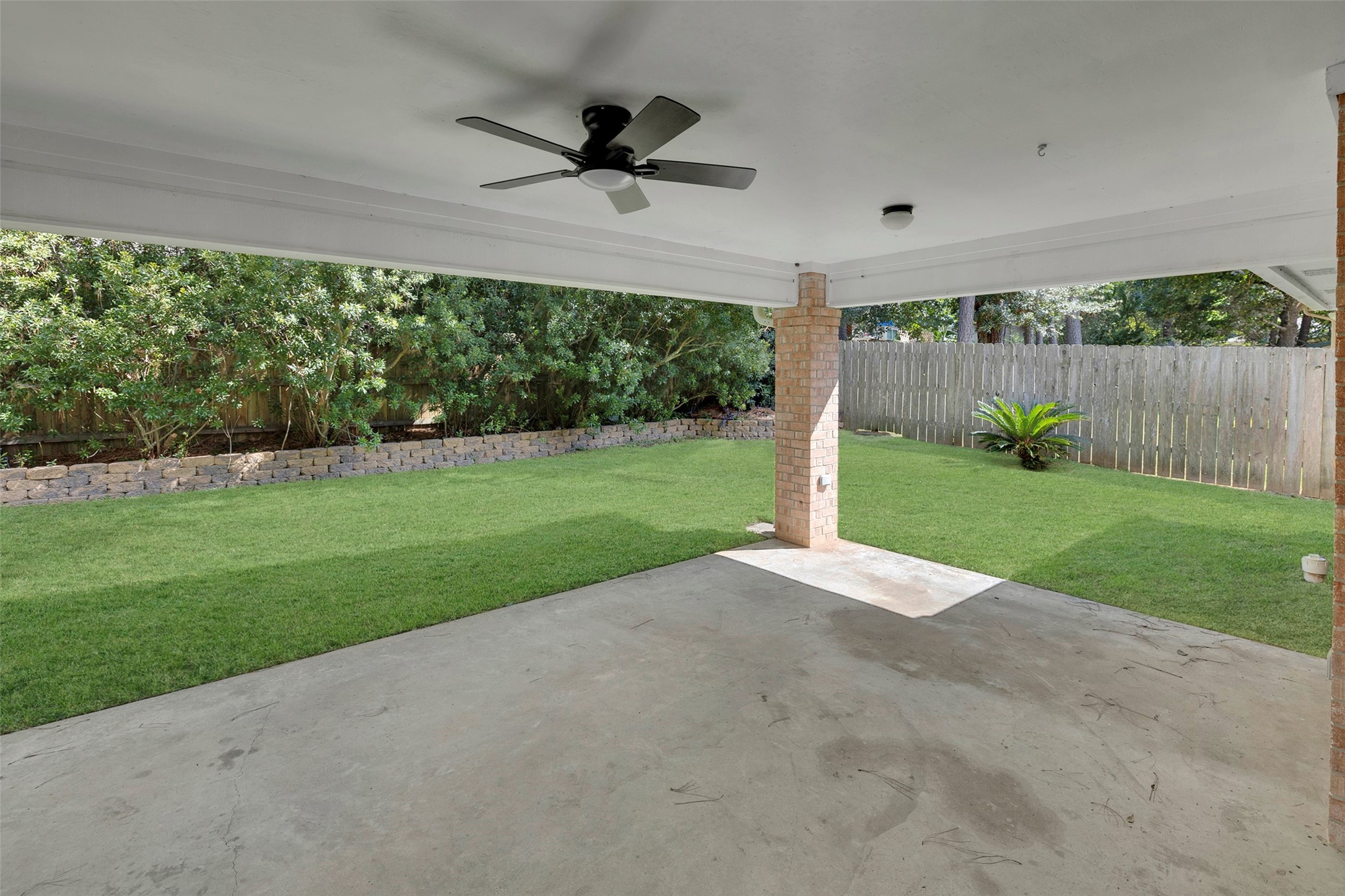 Montgomery Condo: 3030 Hemingway Drive