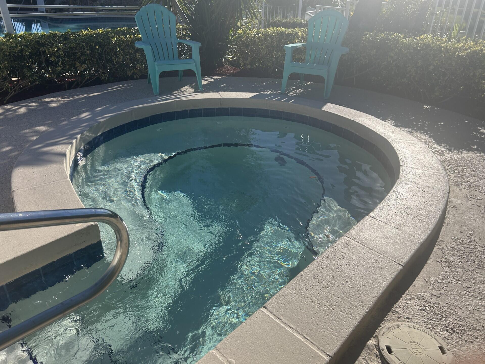 Palm Beach Gardens Condo: 8008 Via Hacienda