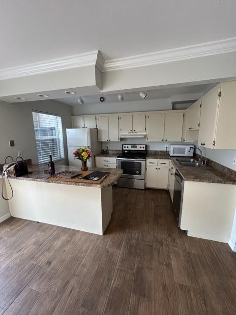 Palm Beach Gardens Condo: 912 Sandtree Drive