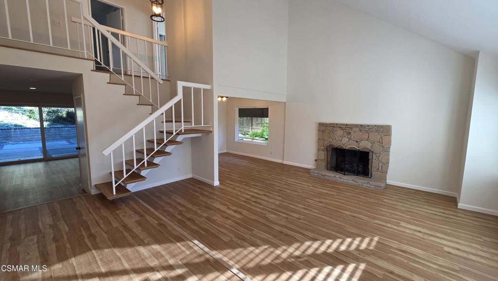 Thousand Oaks Condo: 1825 Sweet Briar Place