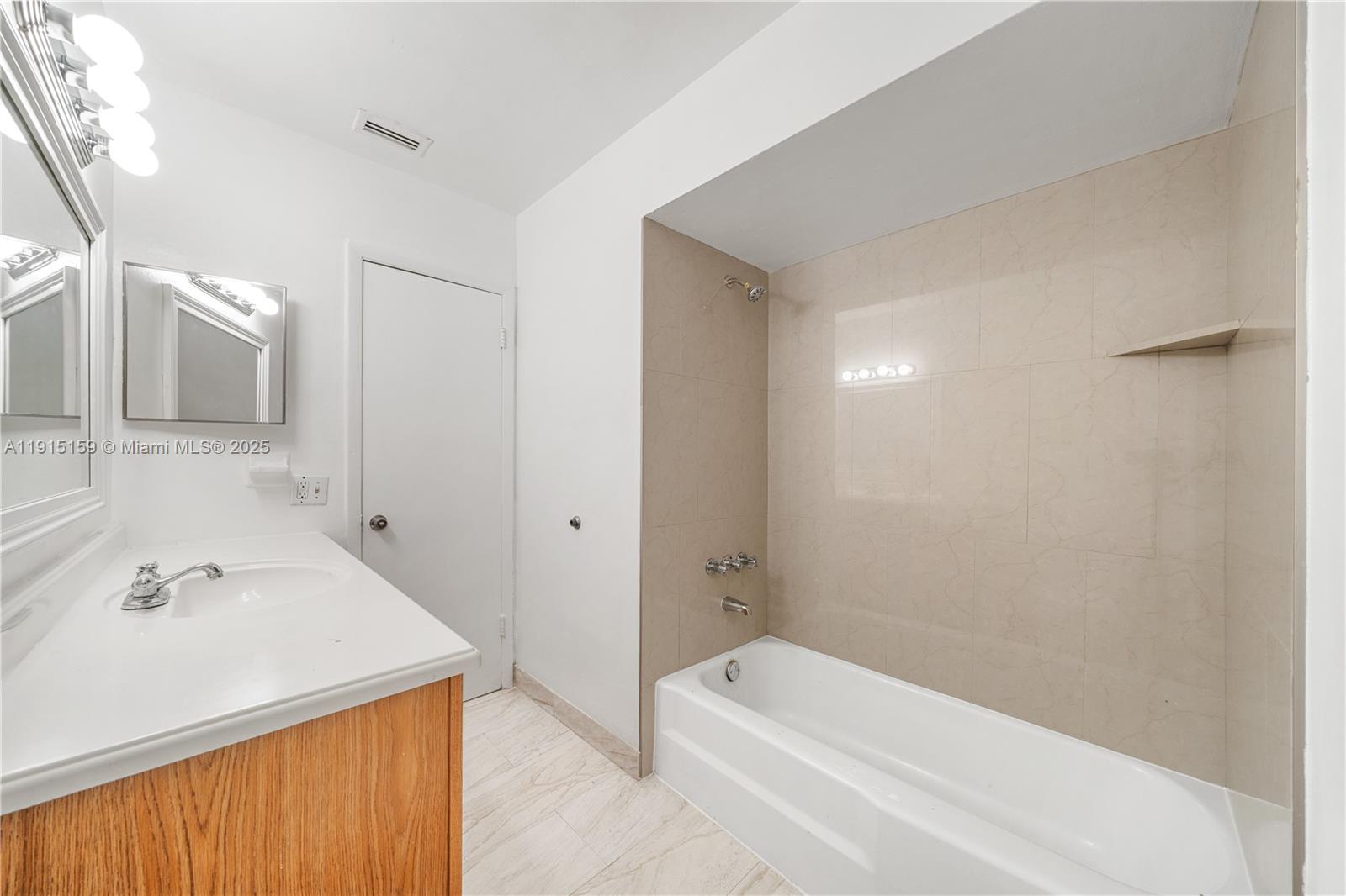 North Miami Beach Condo: 2301 Northeast 170th Street