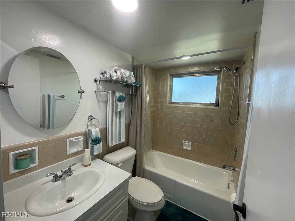 Cape Coral Condo: 253 Southeast 46th Terrace