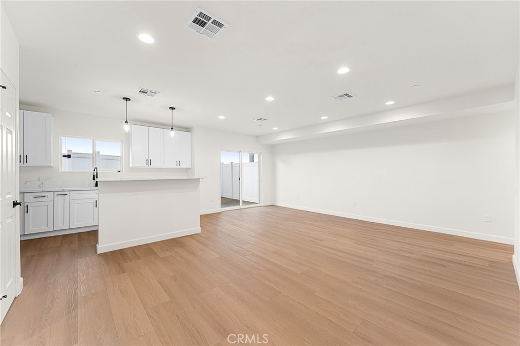 Colton Condo: 902 South Hert Street