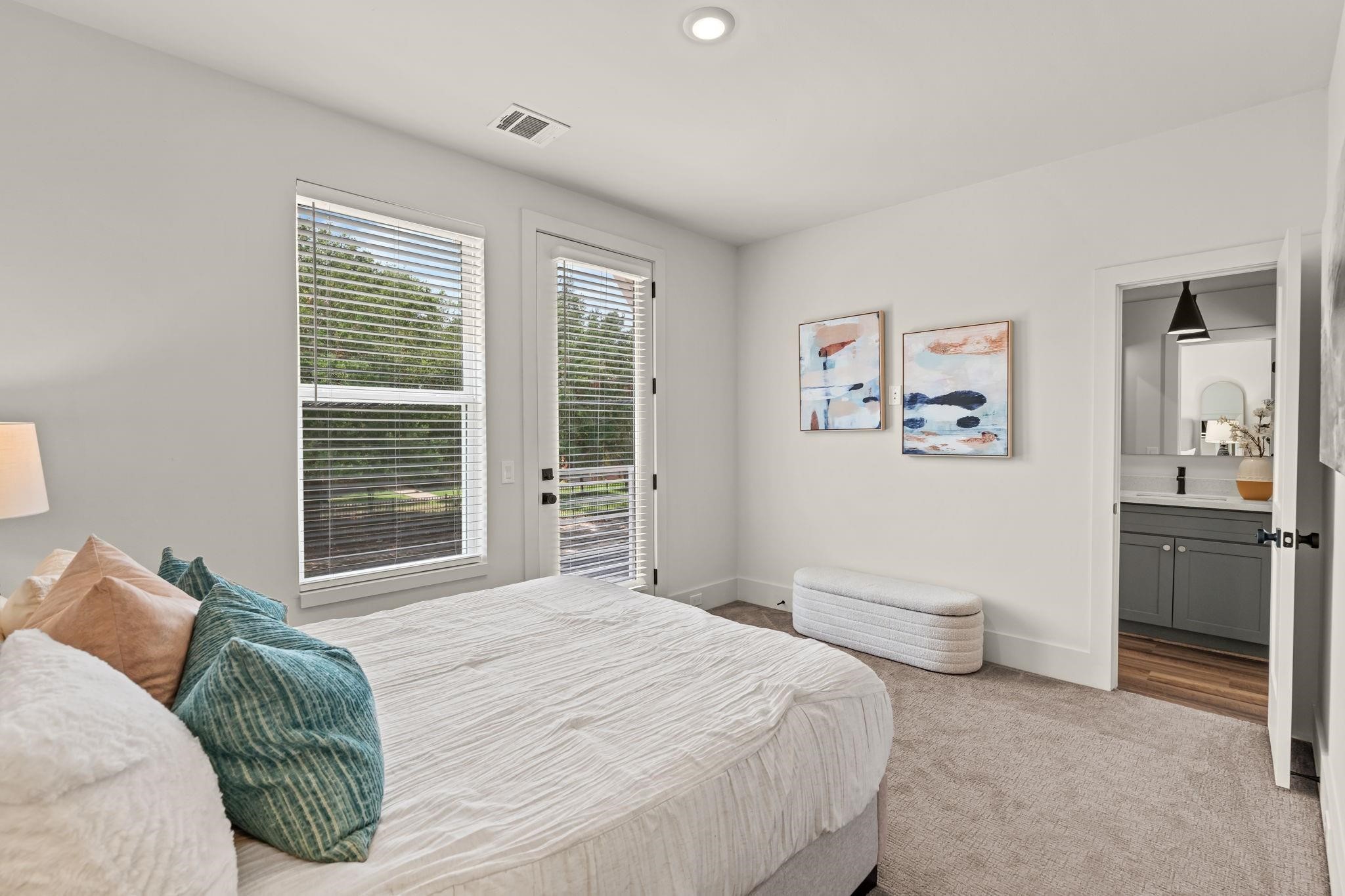 Houston Condo: 6012 Knox Street