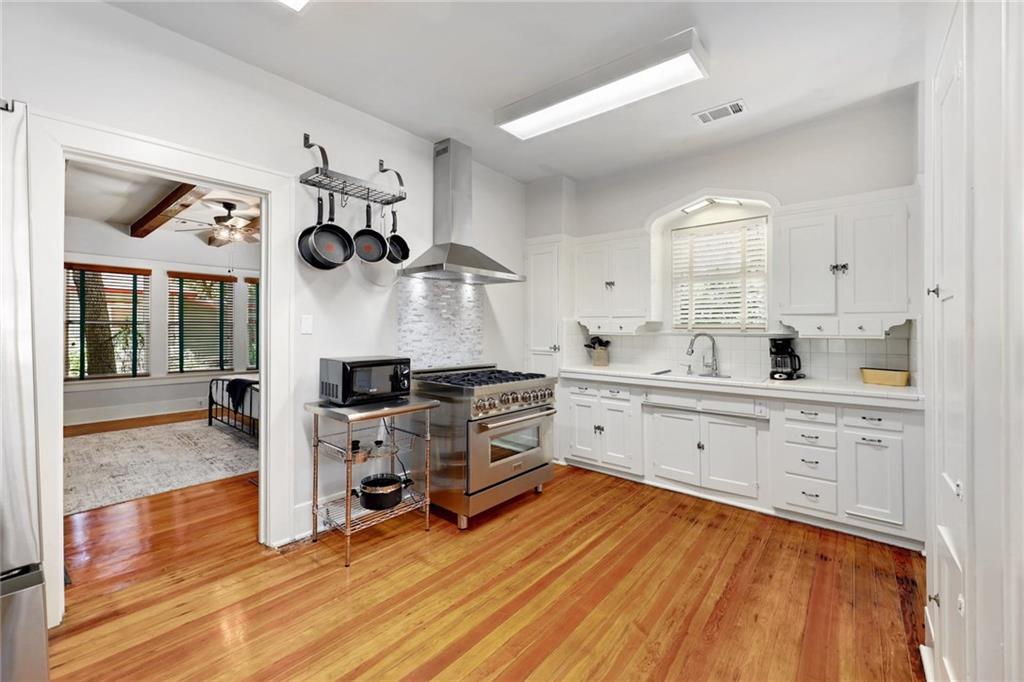 Georgetown Condo: 1604 South Main Street