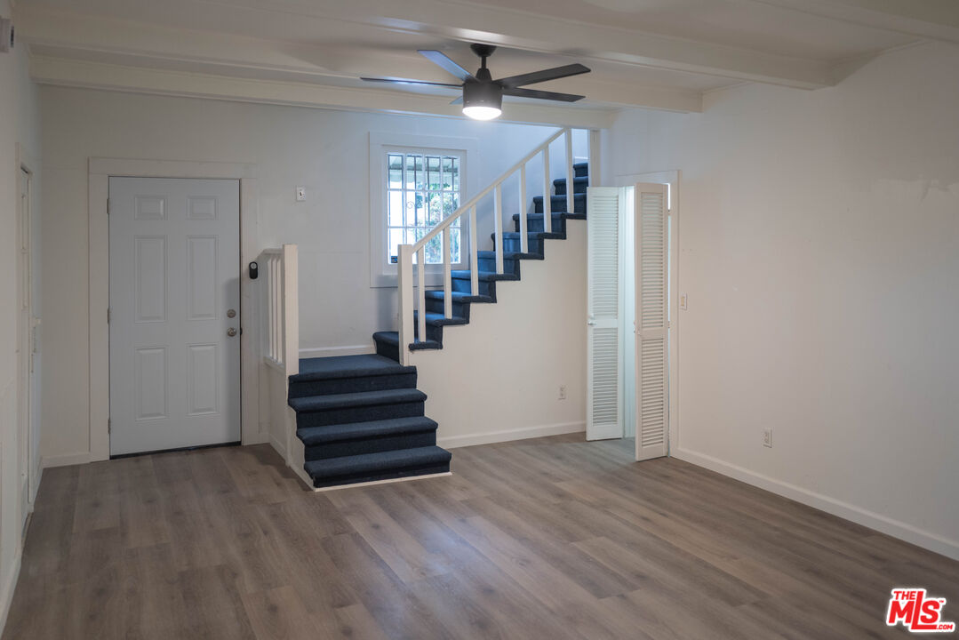 Los Angeles Condo: 824 South Bonnie Brae Street