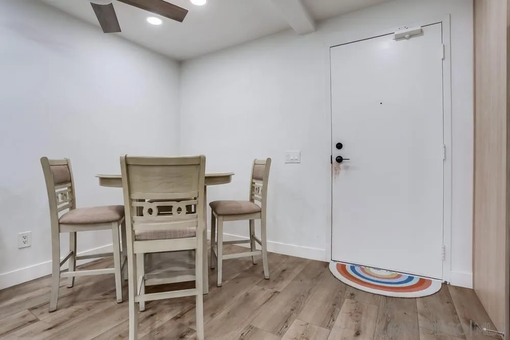 San Diego Condo: 8308 Regents Road