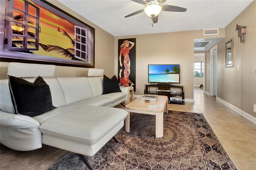 Boca Raton Condo: 33 Fanshaw A