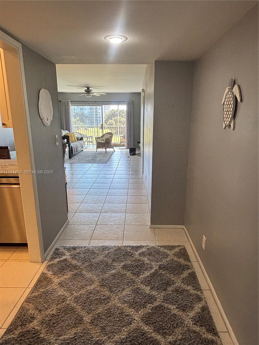 Pompano Beach Condo: 2900 North Palm Aire Drive