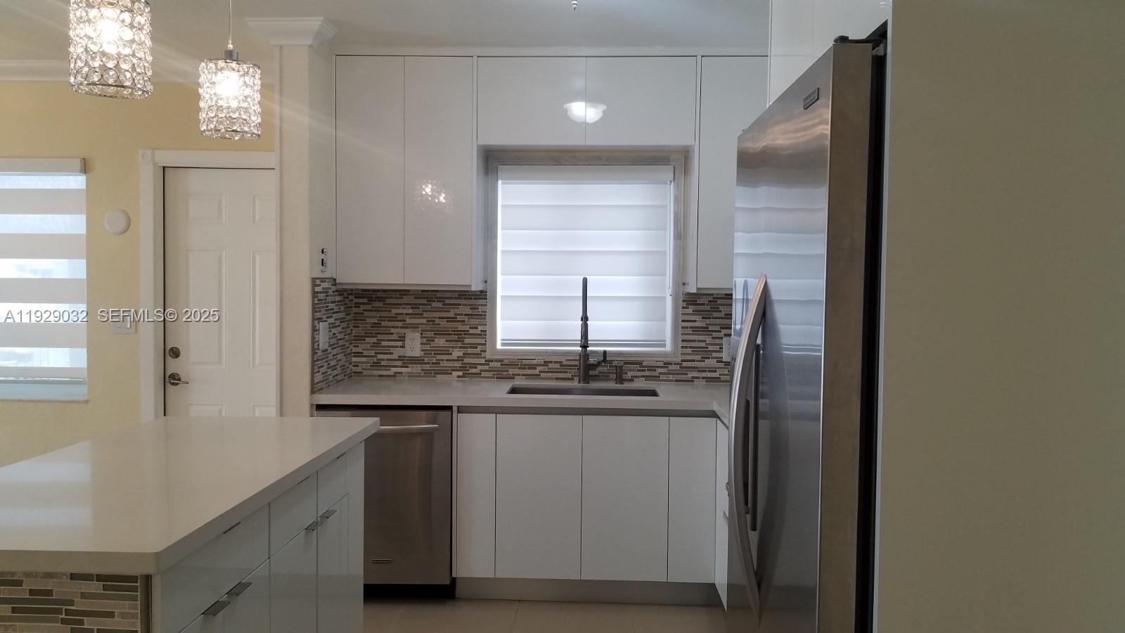 Hialeah Condo: 1071 West 66th Street