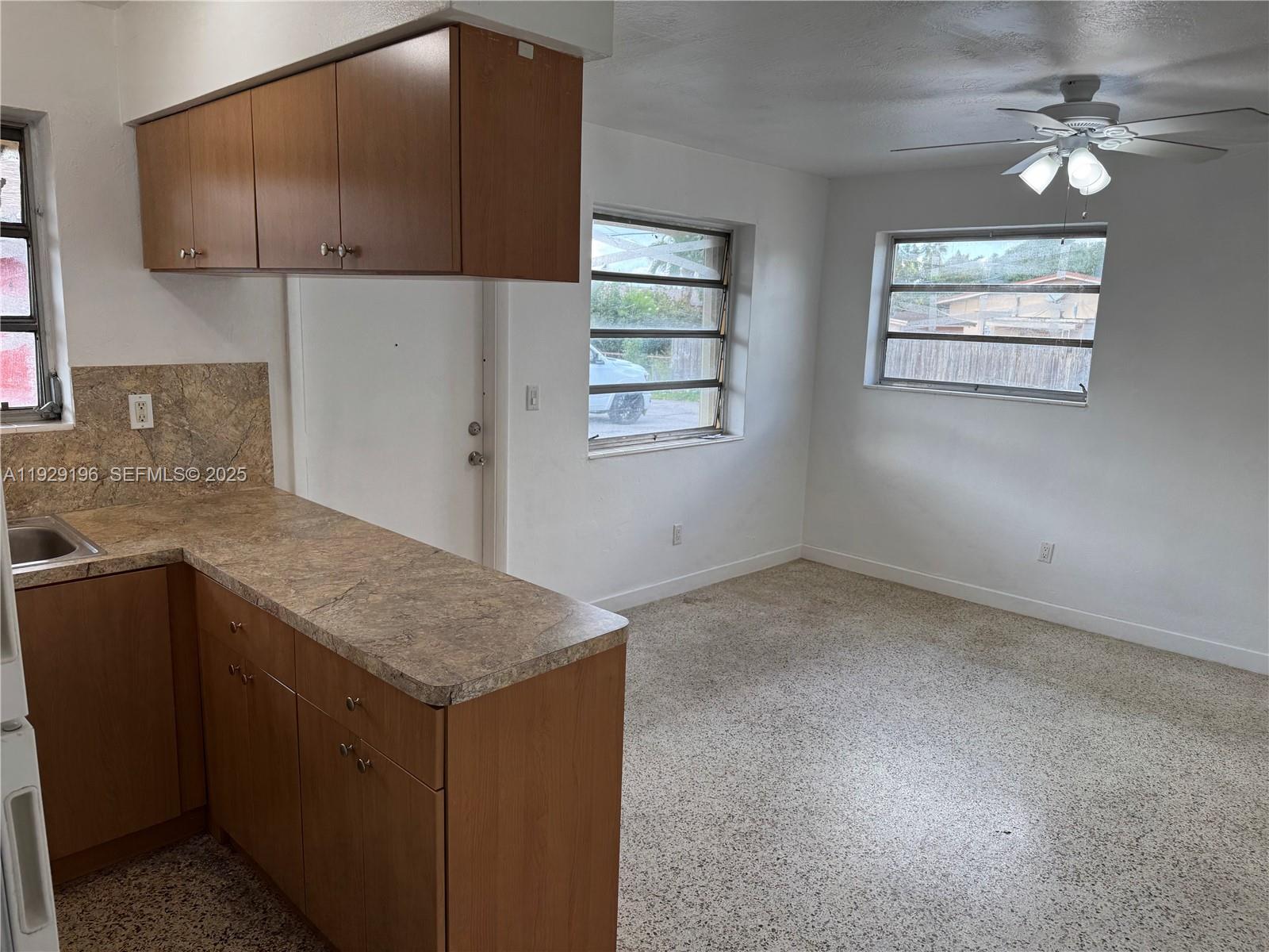Hialeah Condo: Hialeah