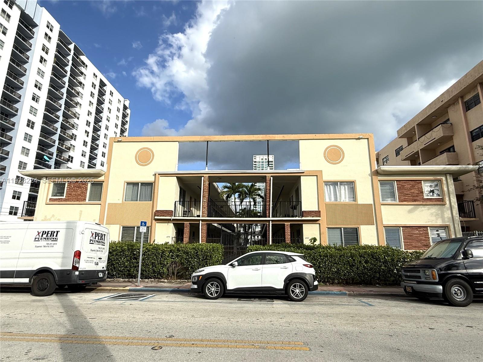 Miami Beach Condo: 6885 Byron Avenue