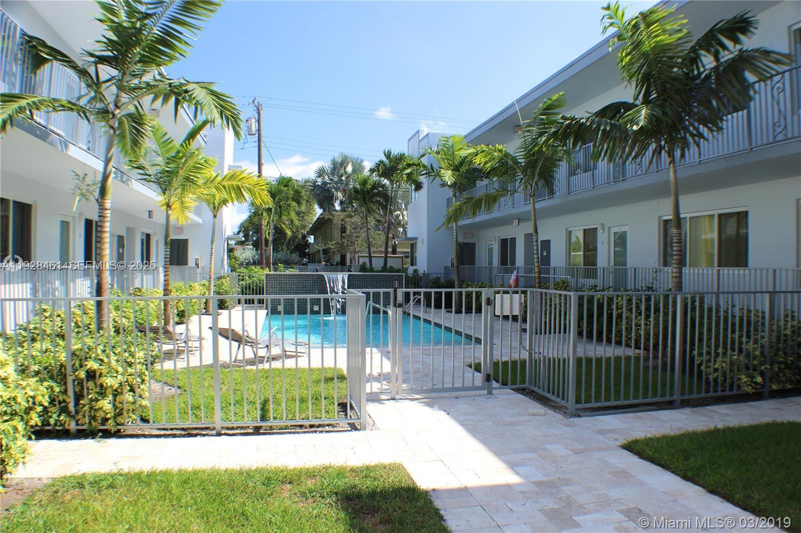Miami Beach Condo: Normandy Shores