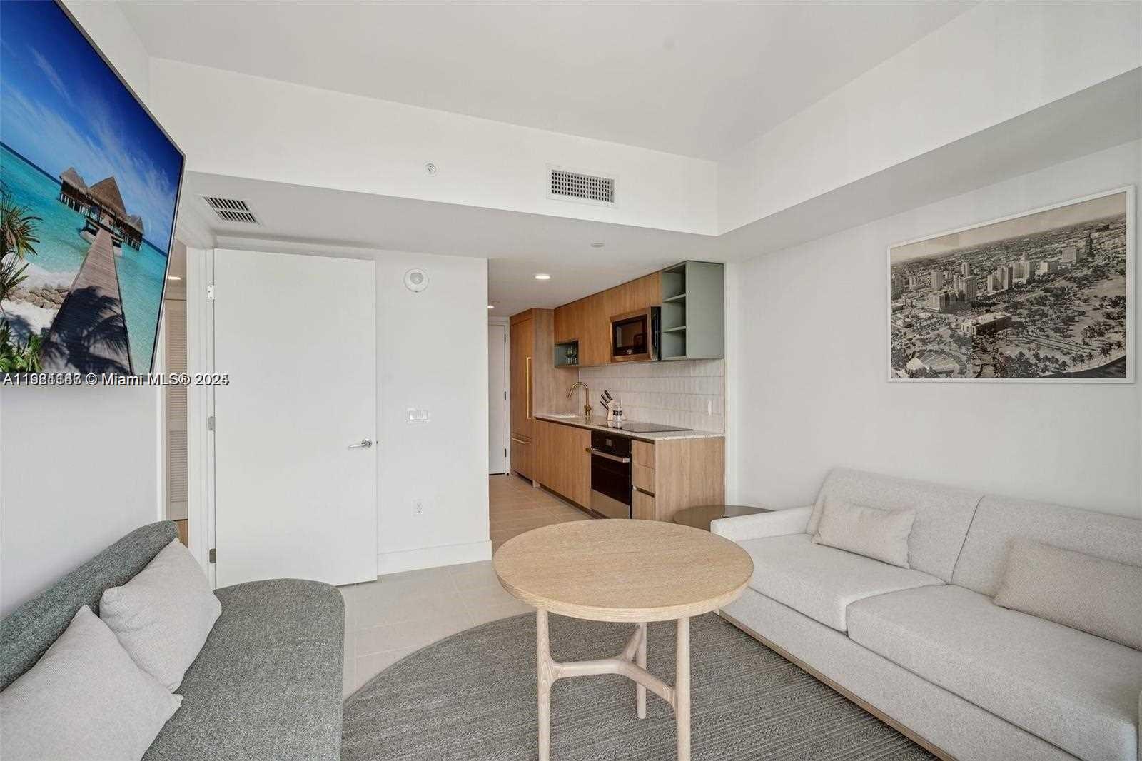 Miami Condo: 159 Northeast 6th Street
