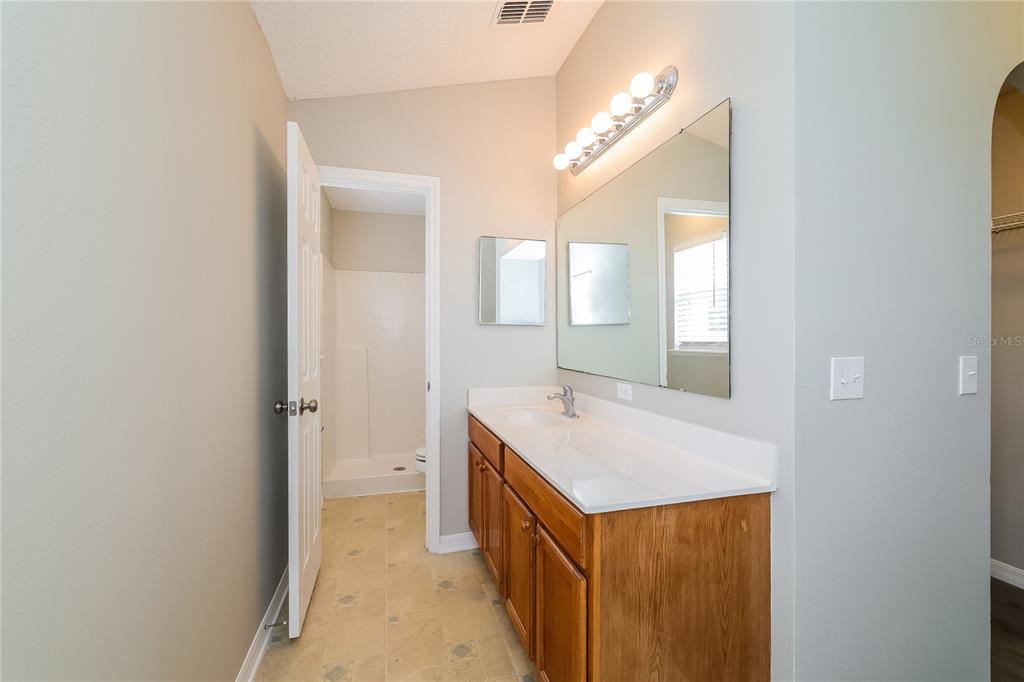 Kissimmee Condo: 677 Milan Drive