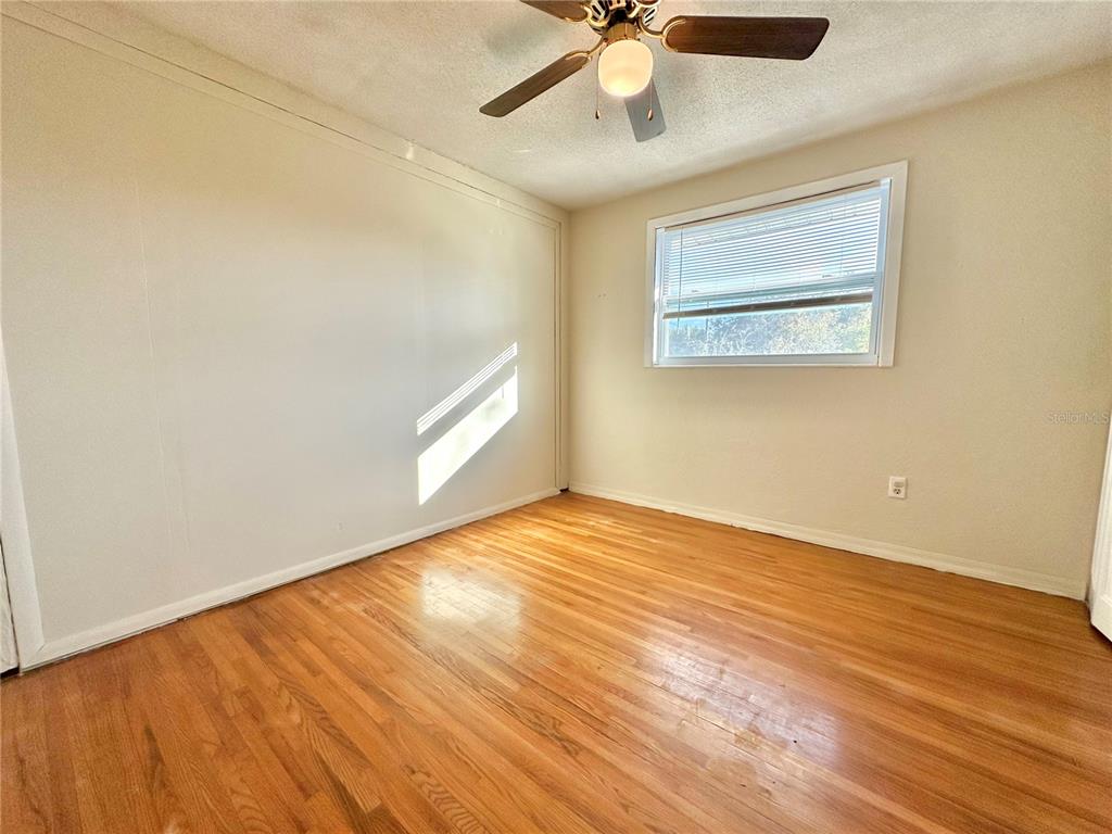 Deland Condo: 575 East Compton Court