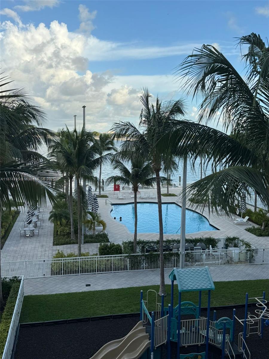 Miami Condo: 2101 Brickell Avenue