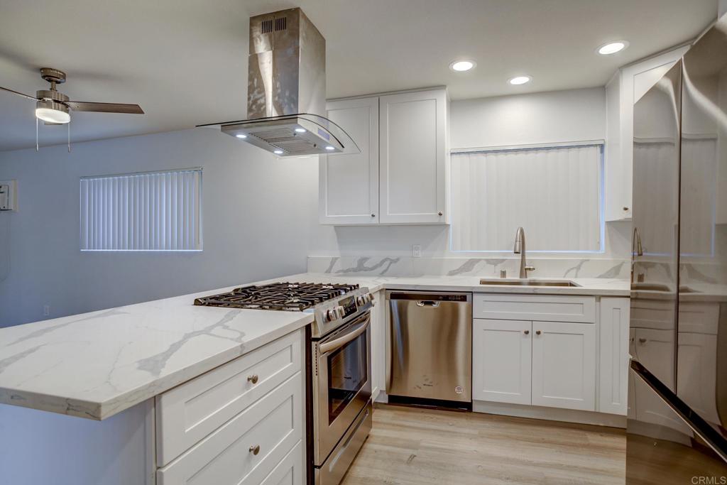 Escondido Condo: 1064 North Escondido Boulevard