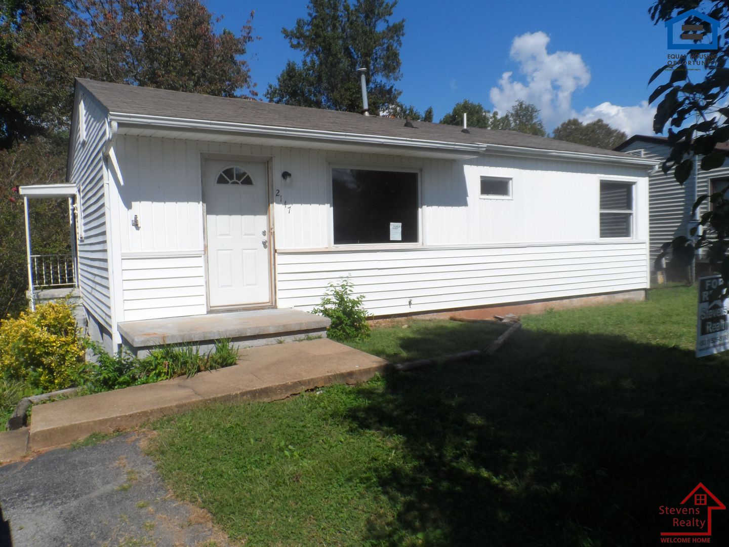 Knoxville House: 2147 Berea Ave