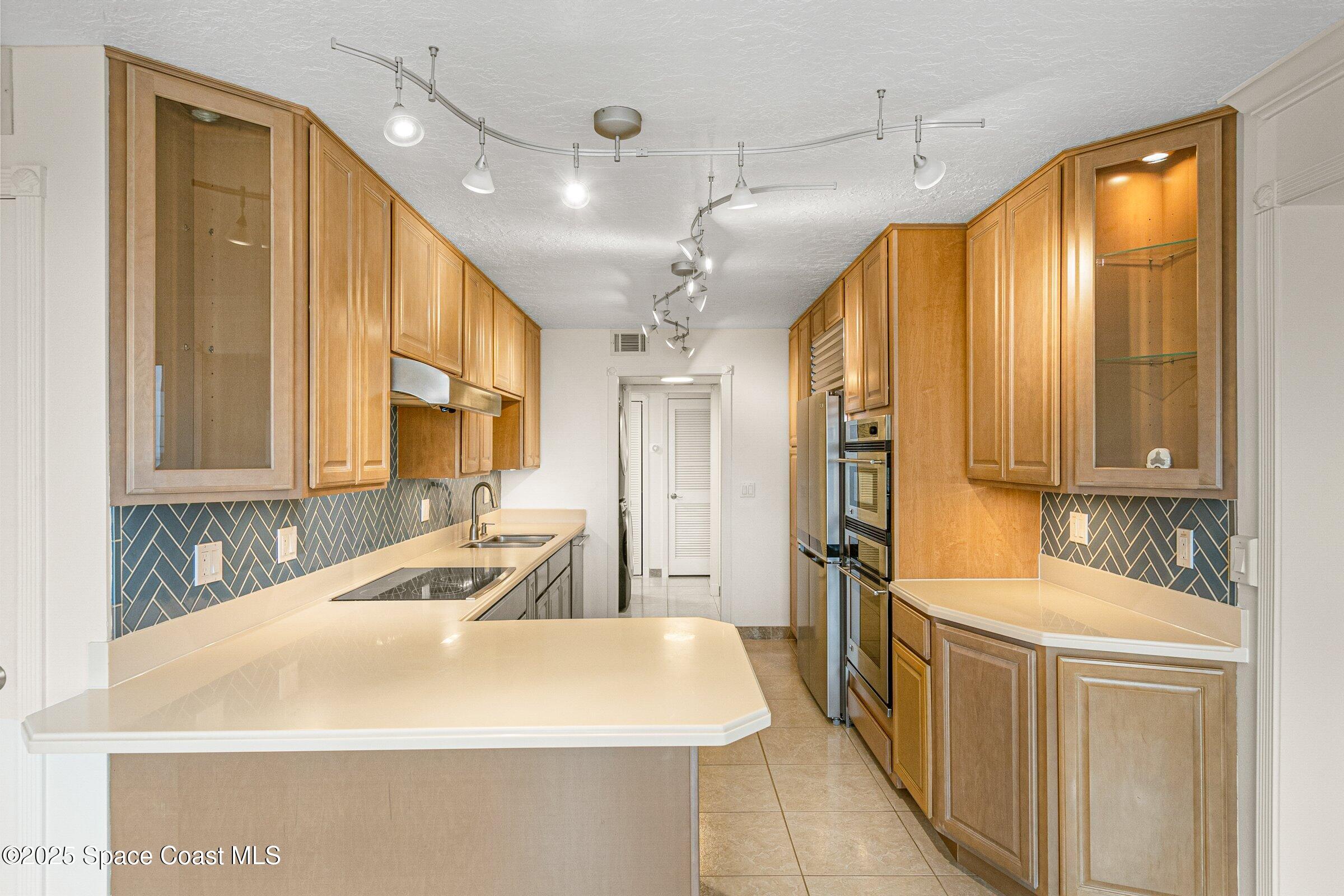 Cocoa Condo: 115 Indian River Drive