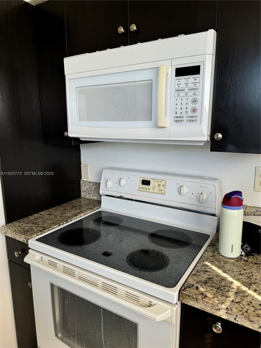 Homestead Condo: 1460 Jefferson Drive