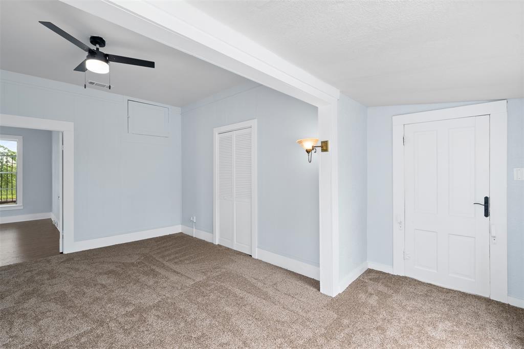 Fort Worth Condo: 2124 Northwest 21st Street