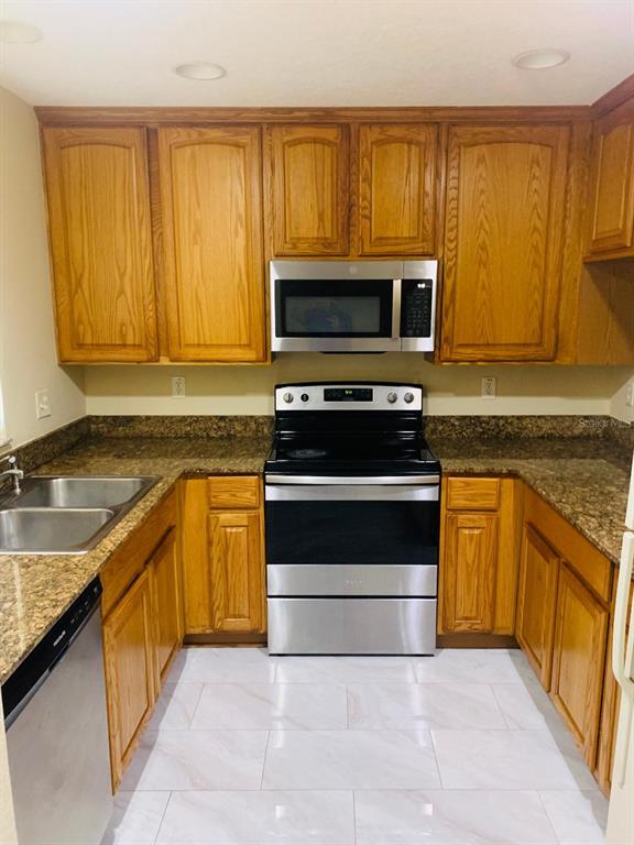 Lakeland Condo: 5384 River Rock Road