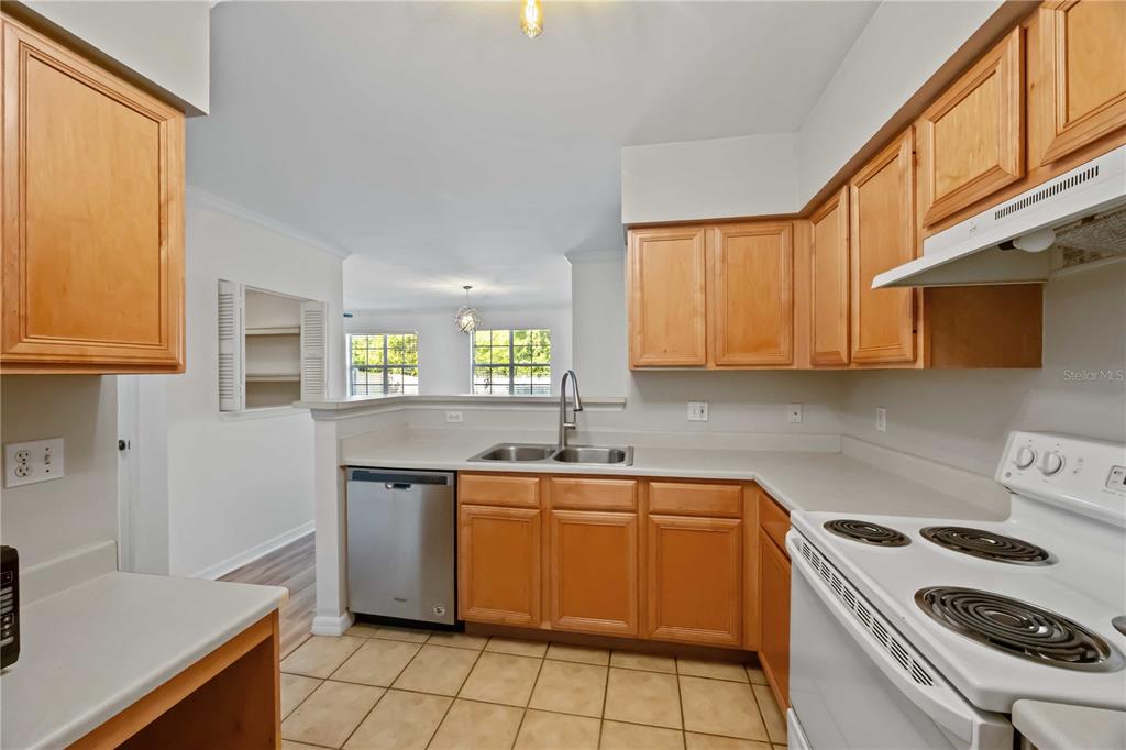 Sarasota Condo: 1125 Villagio Circle