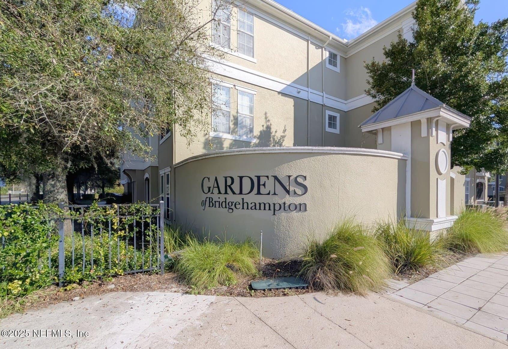 Jacksonville Condo: 8290 Gate Parkway West