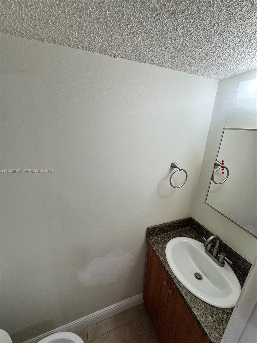 Miami Springs Condo: 421 Swallow Drive