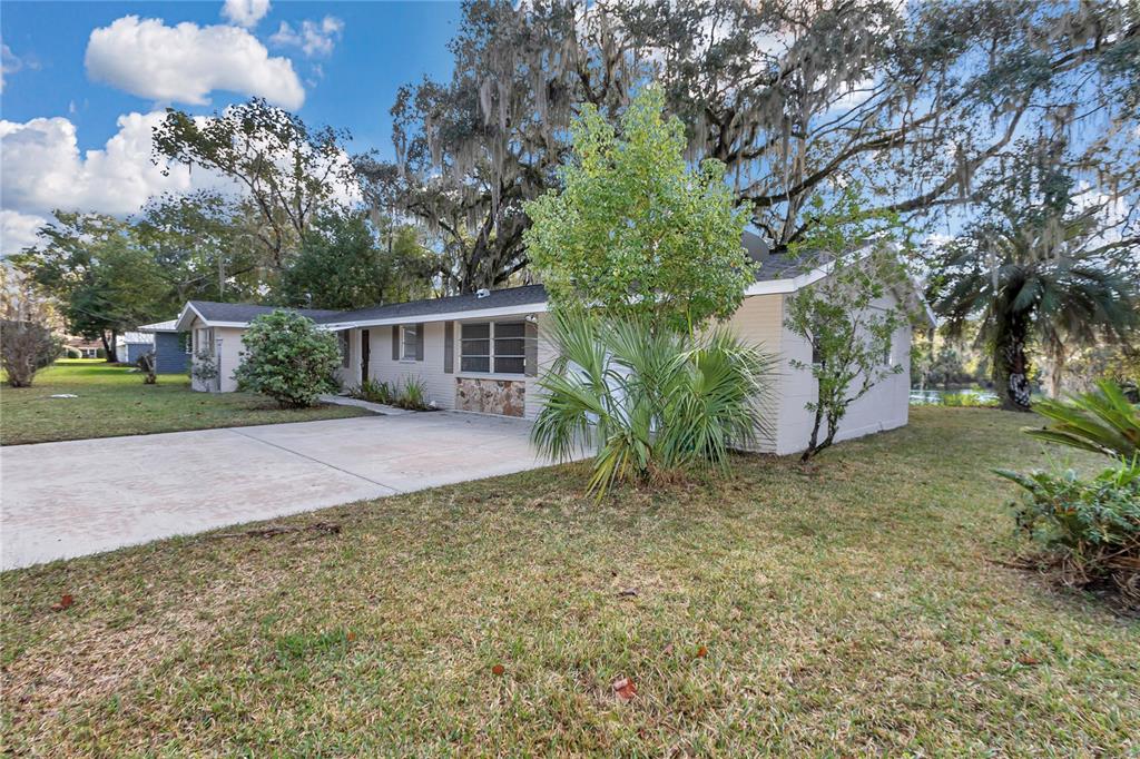 Dunnellon Condo: 11440 East Blue Cove Drive