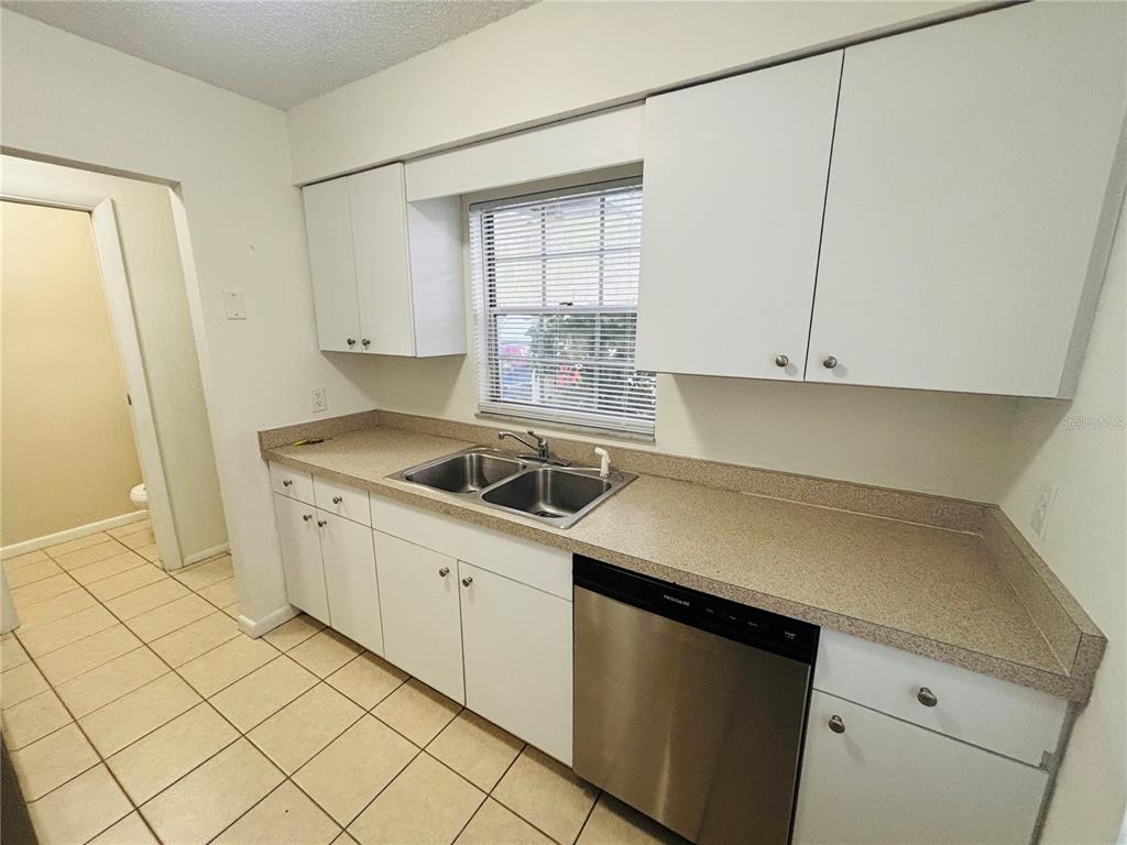 Ocala Condo: 1023 Northeast 2nd Street