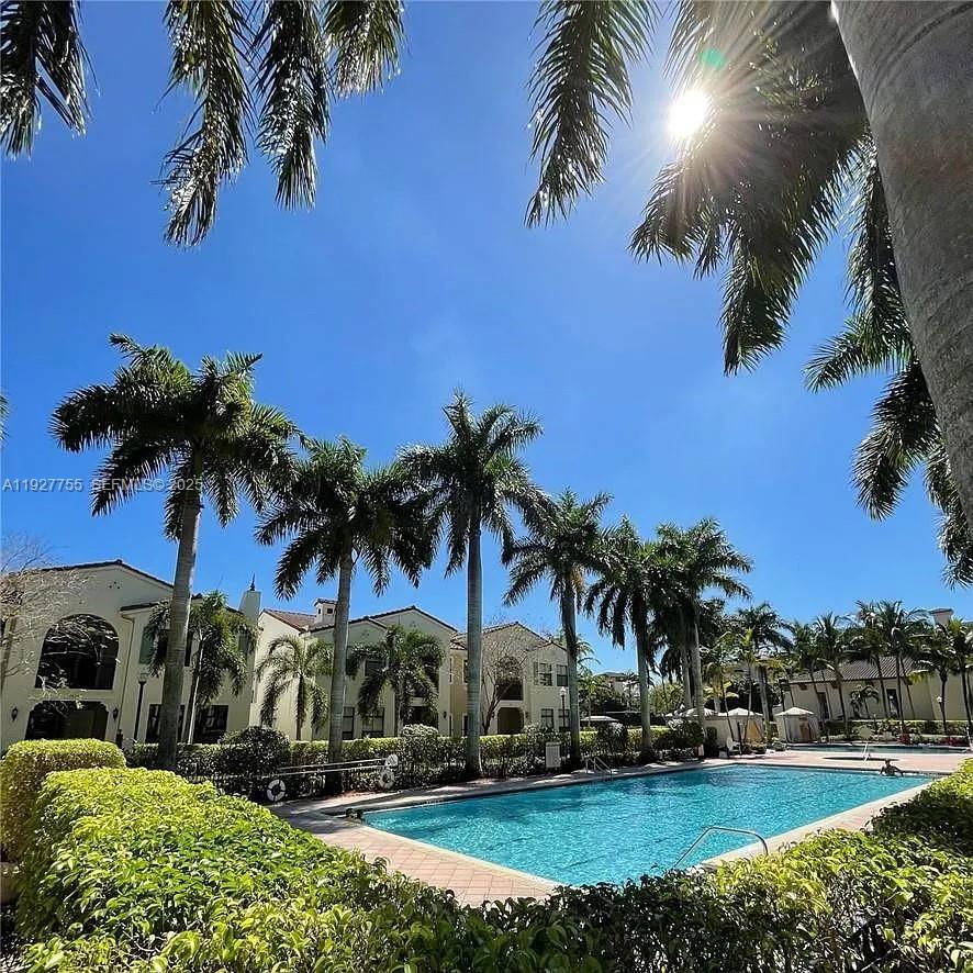 Sunrise Condo: 2900 Northwest 125th Avenue