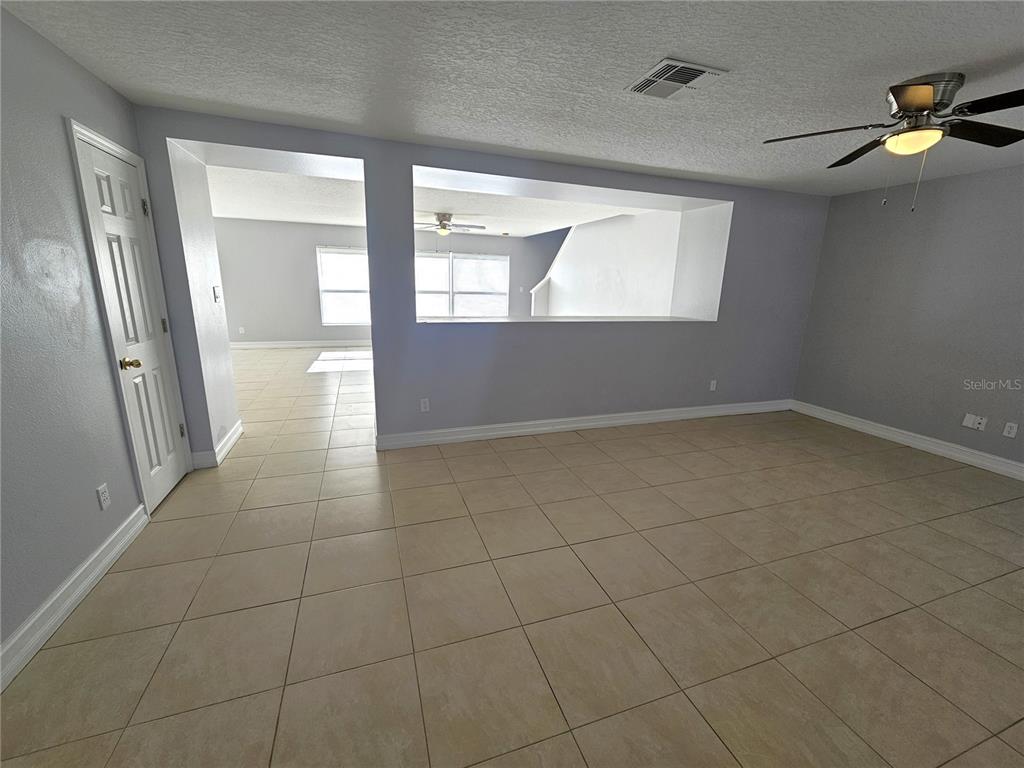 Orlando Condo: Undisclosed Address