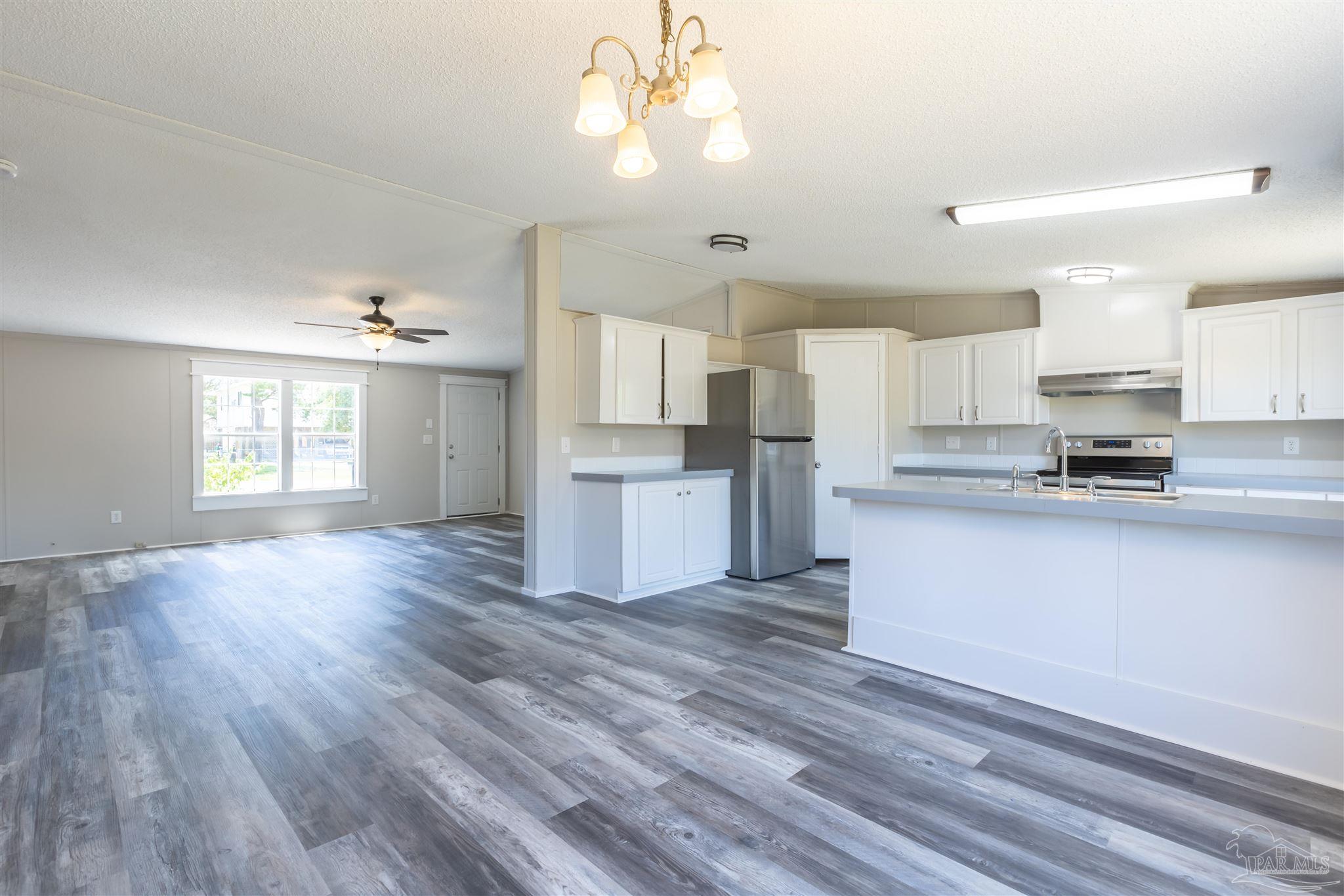 Gulf Breeze Condo: 5816 Congress Court