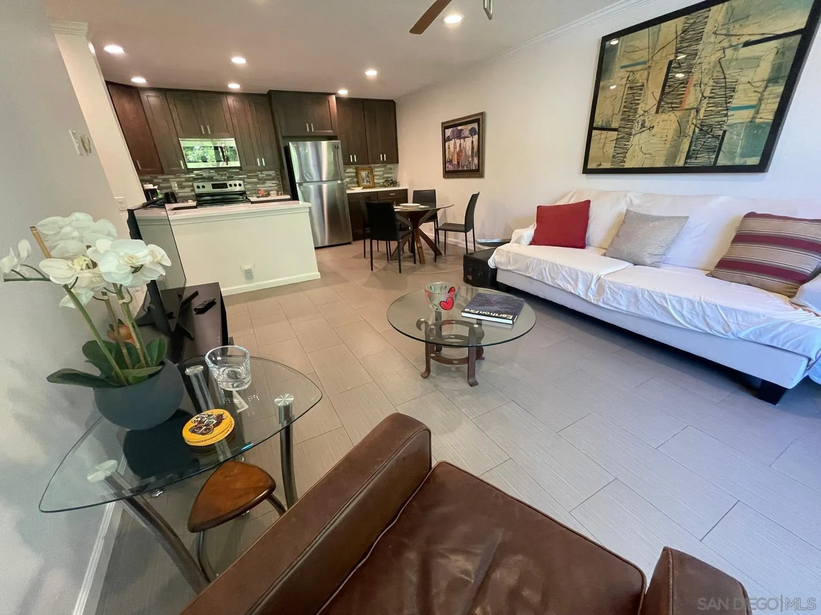 La Jolla Condo: 2510 Torrey Pines Road