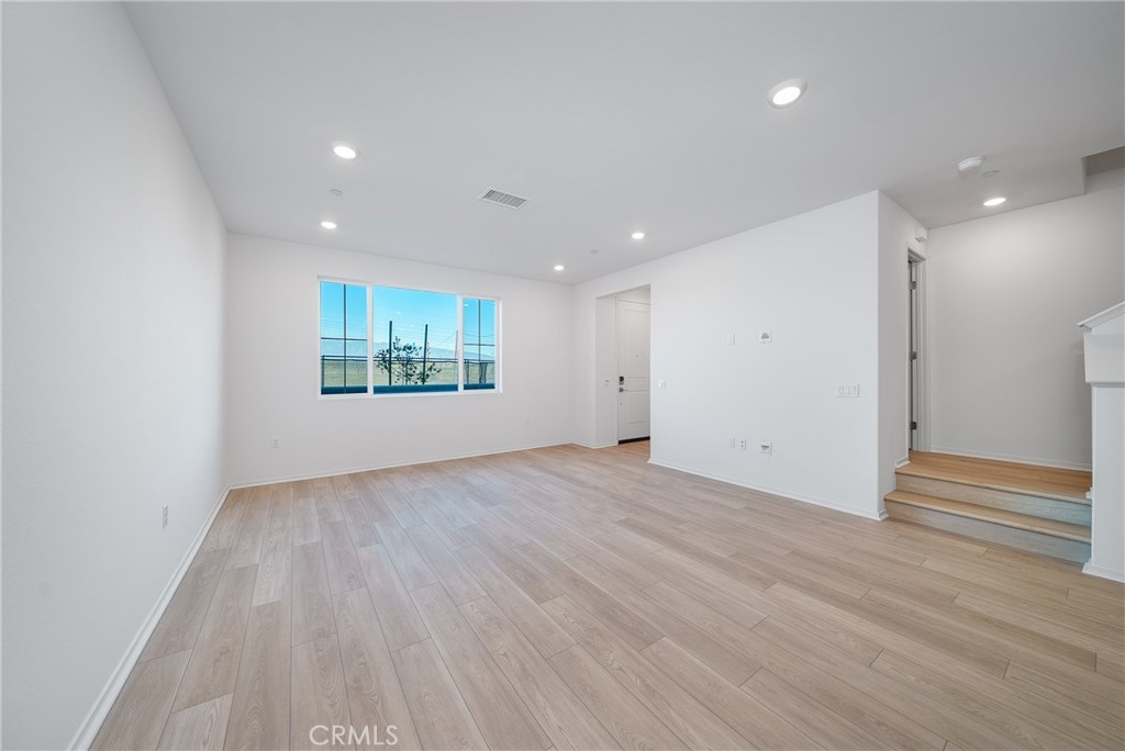 Ontario Condo: 3560 South Eichler Paseo