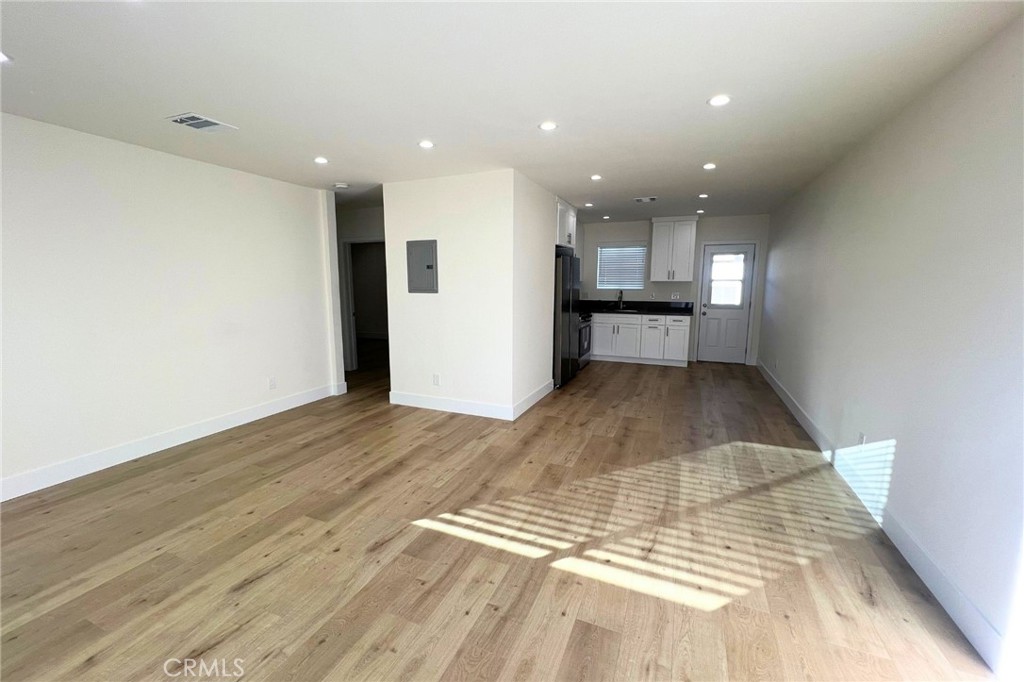 North Hollywood Condo: 6705 Denny Avenue