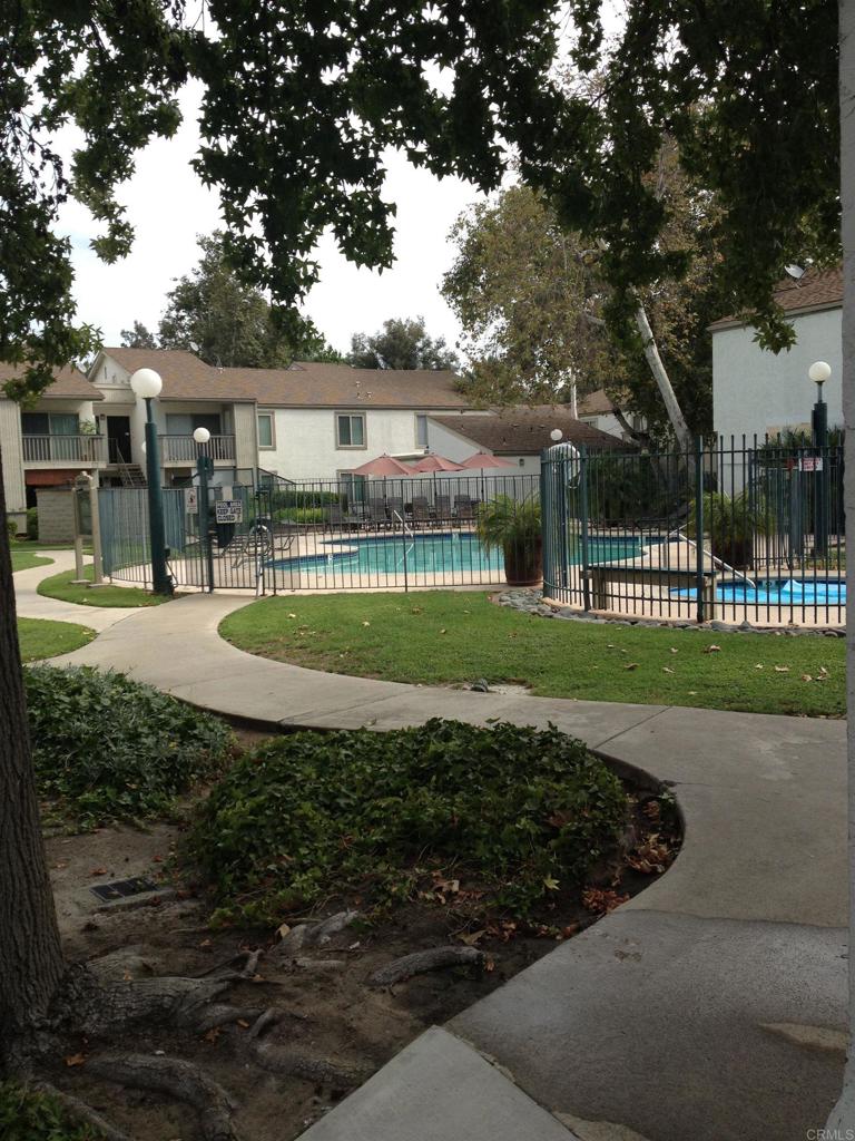 San Diego Condo: 5966 Rancho Mission Road