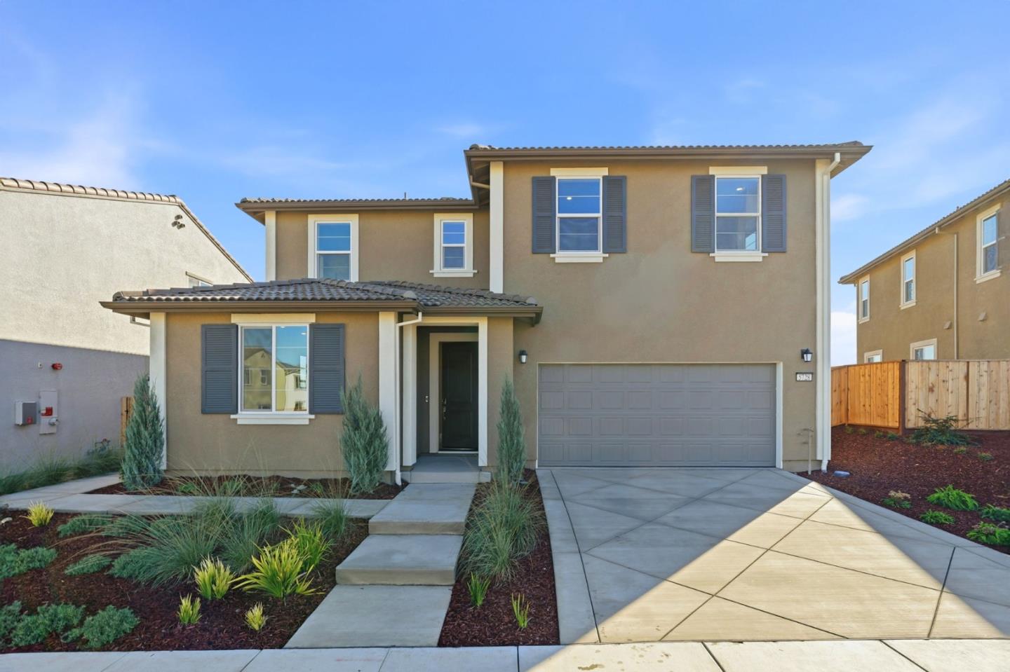 Tracy Condo: 5728 Placer Drive