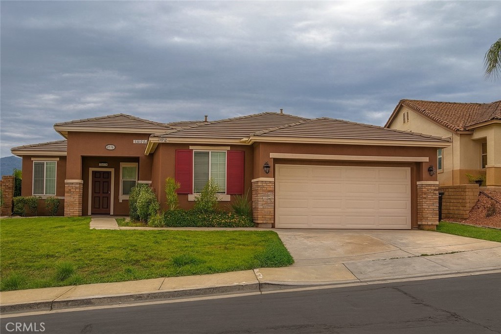 Lake Elsinore Condo: 15051 Rocking Horse Court