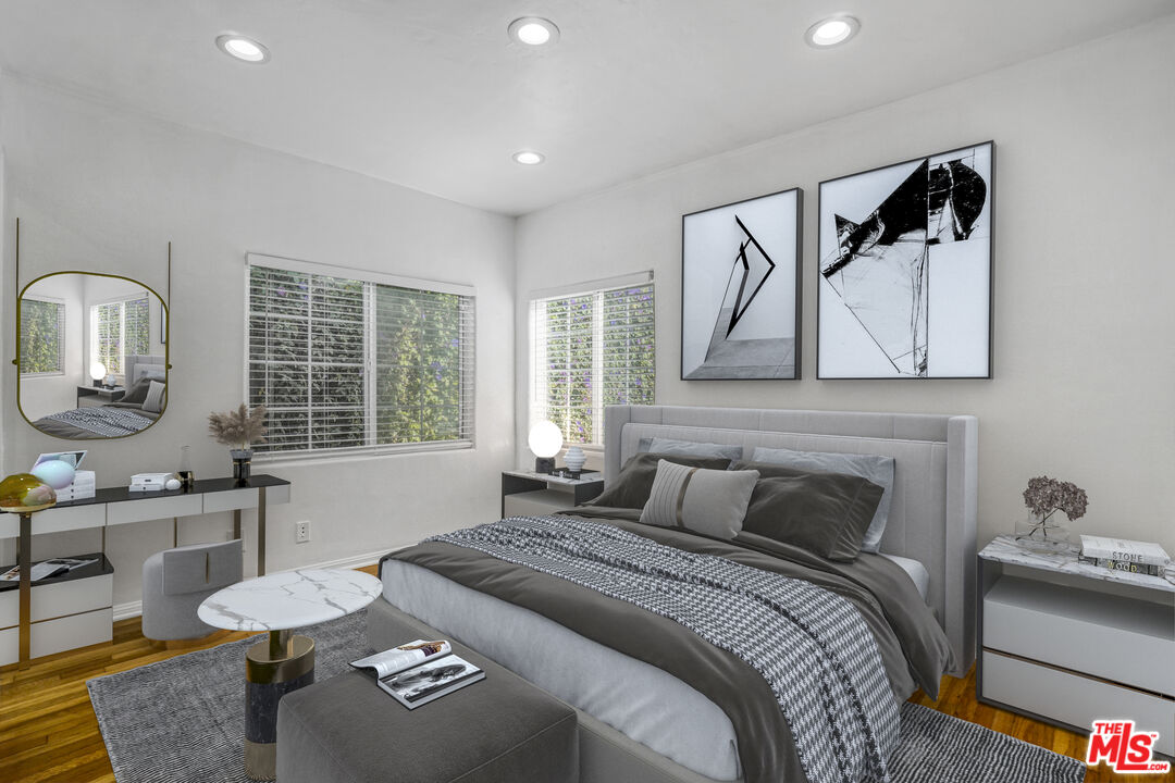 Los Angeles Condo: 10226 Regent Street